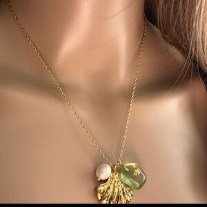Tori Burch Gold Seashell/Green Glass/Pearl Charm Pendant Necklace.